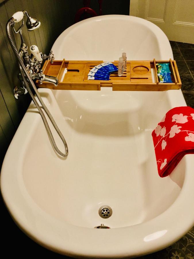 Bed and Breakfast Lissanisky House Ballymackey Esterno foto